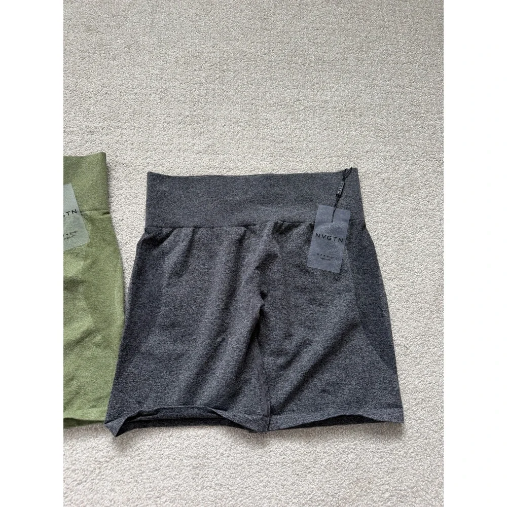 NVGTN Athleisure Biker Shorts Size L Green Grey Seamless 2 Pack‎